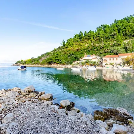 Hébergement de vacances House Kata-babina