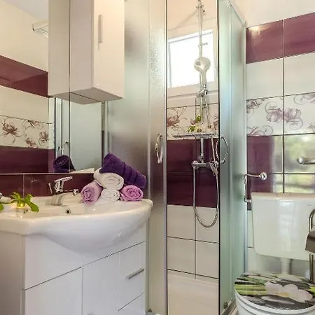 House Kata-babina Hébergement de vacances *