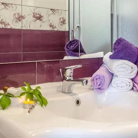 House Kata-babina Hébergement de vacances *